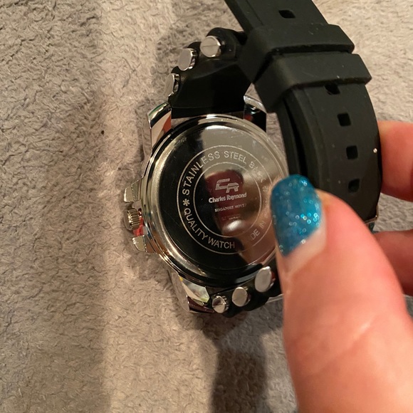 Silver black bling classic classy watch - Picture 3 of 6